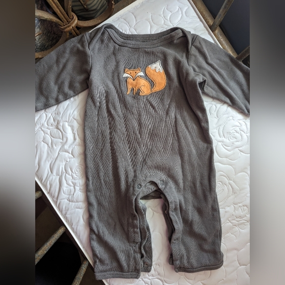 Carter's Bundle - Picture 2 of 8